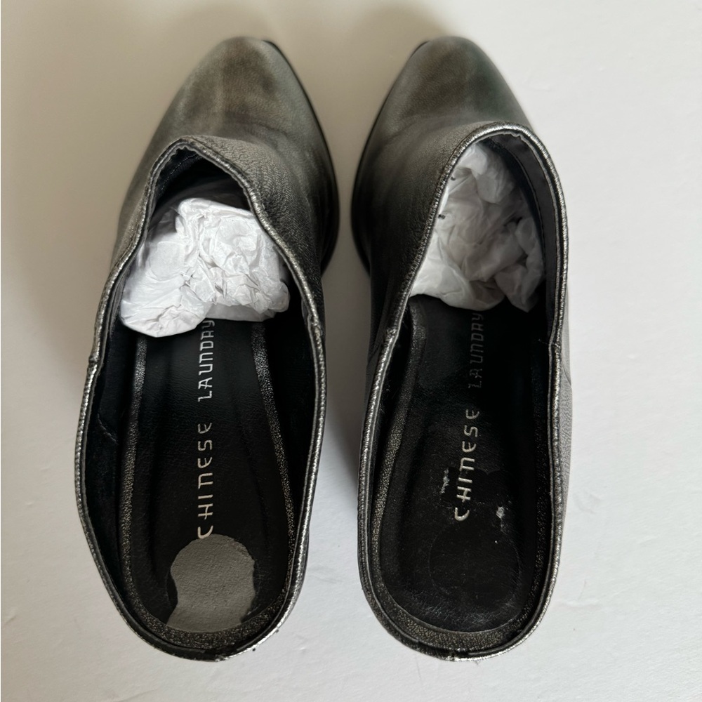 Chinese Laundry Western Style Mule, 6,  Silver, 2” Heel, Never Worn - Picture 6 of 6